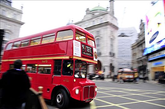 特色,双层巴士,马戏团,伦敦,英格兰,英国,欧洲