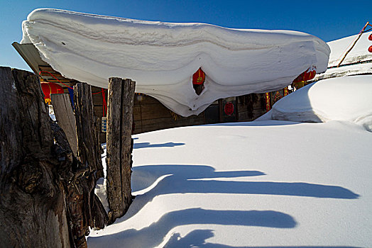 威虎山雪村风光