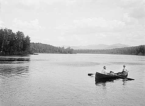两个男人,独木舟,湖,阿第伦达克山,纽约,美国,底特律,男人,历史