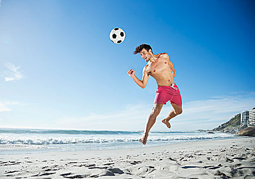 男人,游泳,顶球,足球,海滩