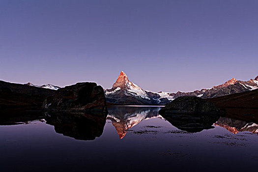 第一,亮光,山,马塔角,反射,修特湖,湖,策马特峰,瓦莱,瑞士,欧洲