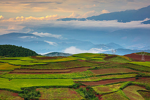 东川红土地的光,景,人