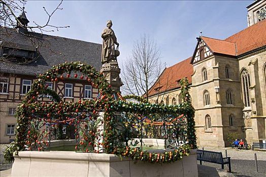 纪念建筑,喷泉,市政厅,圣玛丽教堂,巴伐利亚,德国