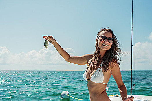 美女,拿着,鱼,佛罗里达礁岛群,美国