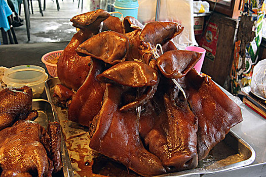 华人水上商场猪头肉