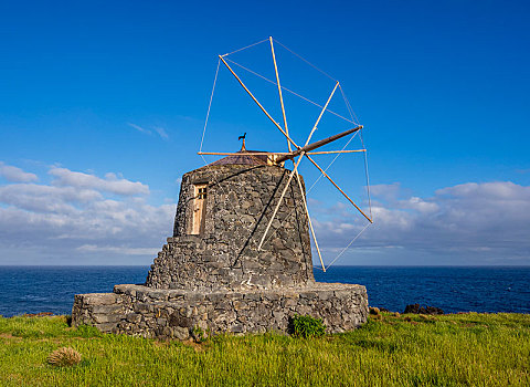 传统风车,亚速尔群岛,葡萄牙,欧洲