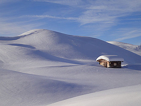 阿尔卑斯小屋,冬季风景,大雪,瑞士,欧洲