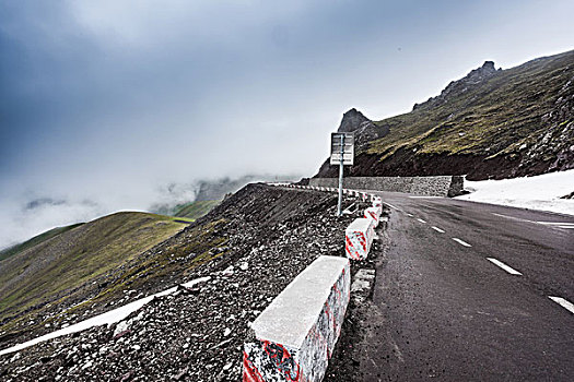 新疆天山公路