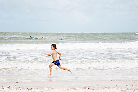 跑,海滩