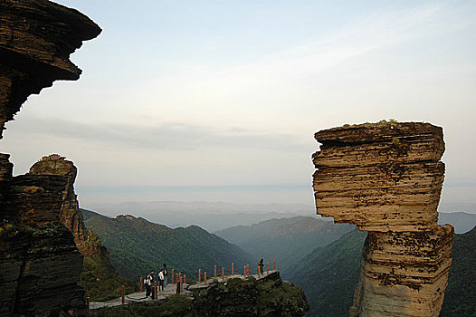 贵州焚净山金顶蘑菇石