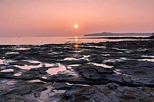 广西涠洲岛五彩滩日落