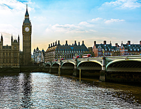 大本钟,威斯敏斯特桥,议会大厦,泰晤士河,伦敦,英格兰,英国