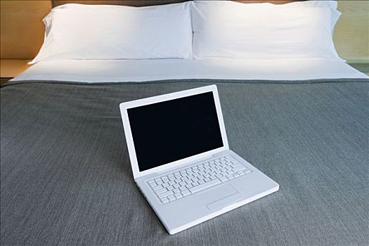 笔记本电脑,床,客房