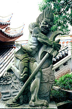 重庆鬼城丰都阴司殿的雕塑