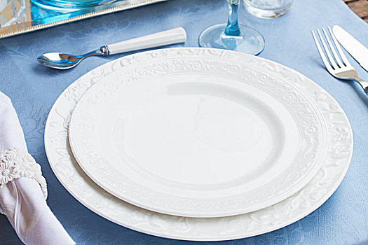 餐具,盘子,杯子,蓝色背景,桌布