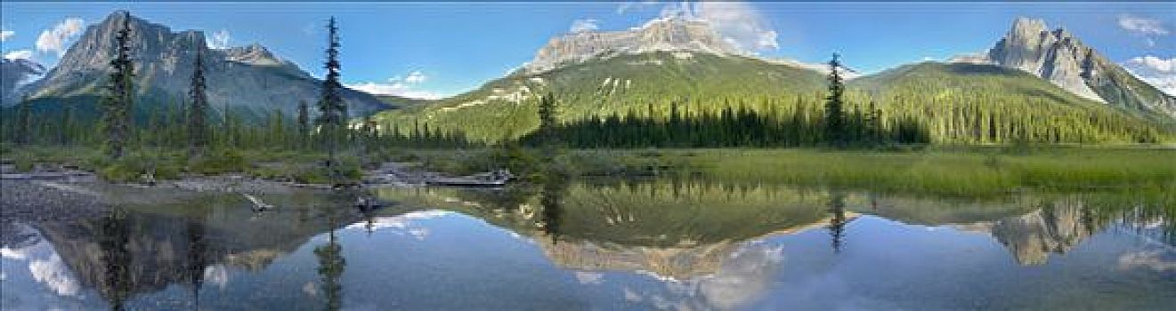 全景,山,反射,翡翠湖,幽鹤国家公园,不列颠哥伦比亚省,加拿大