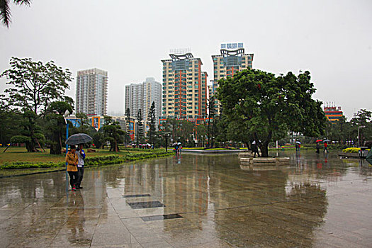 广西北海市广场烟雨