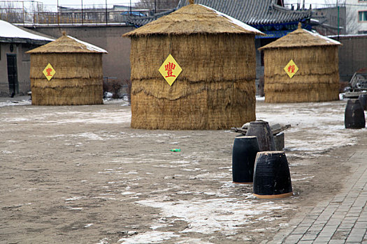 新疆巴里坤清代粮仓,承载着历史记忆和文化内涵