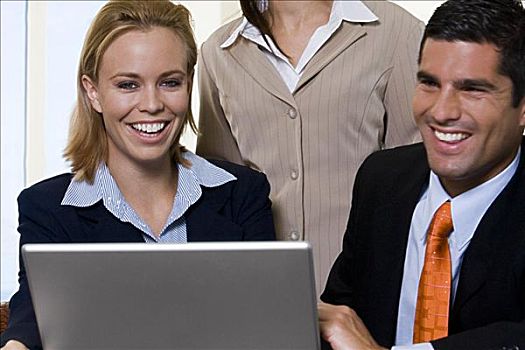 商务人士,两个,职业女性,正面,笔记本电脑