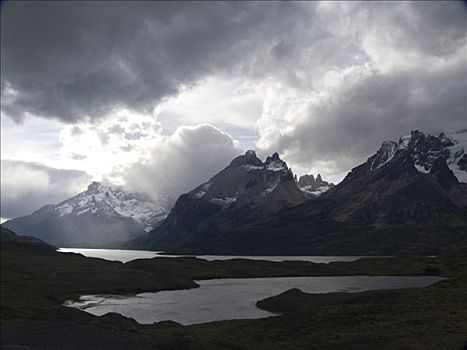云,上方,山峦,托雷德裴恩国家公园,巴塔哥尼亚,智利