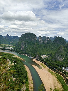 桂林山水甲天下