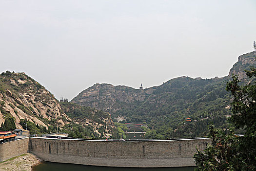 青龙峡大坝