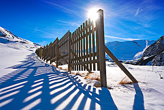 木质,雪,围栏,比利牛斯山脉,韦斯卡,西班牙