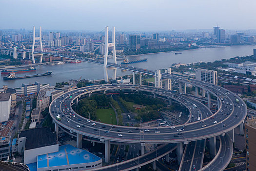 航拍上海南浦大桥