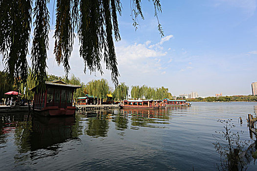 湖面风景