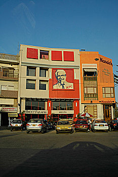 快餐,店,流行,美国,鸡,餐馆,链子,靠近,海滩,卡拉奇,巴基斯坦,2005年