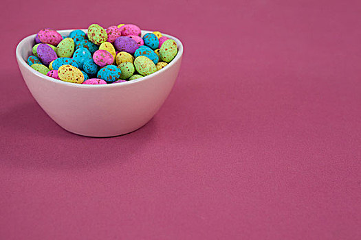 彩色,巧克力,复活节彩蛋,器具,粉色背景