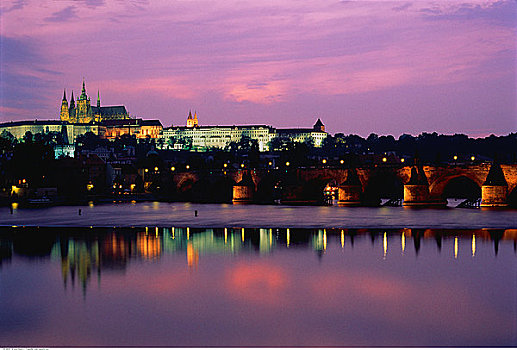 伏尔塔瓦河,布拉格城堡,夜晚,布拉格,捷克共和国