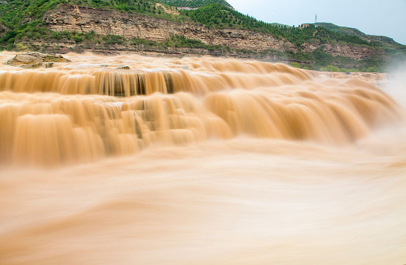 黄河壶口瀑布全景图图片