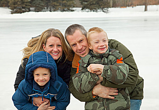 家庭,户外,衣服,冬天,天气,艾伯塔省,加拿大