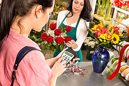 女人,顾客,支付,花,店,信用卡