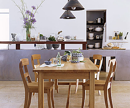橡树,桌子,椅子,正面,优雅,厨房操作台,一堆,瓷器,架子