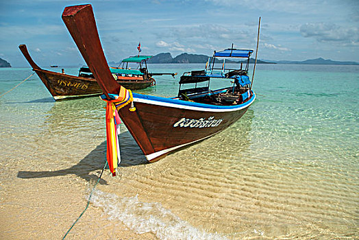 木船,热带沙滩