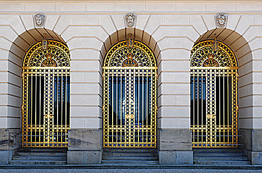 三个,镀金,大门,入口,海伦基姆湖堡,宫殿,岛屿,巴伐利亚,德国,欧洲