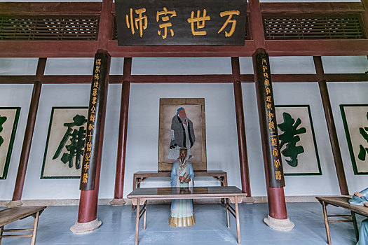 福建省武夷山朱熹园室内人物教学蜡像雕塑环境景观