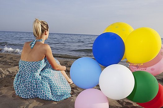 女人,海滩,束,彩色,气球