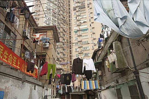 洗衣服,弄干,工薪阶层,区域,上海,中国,仰视
