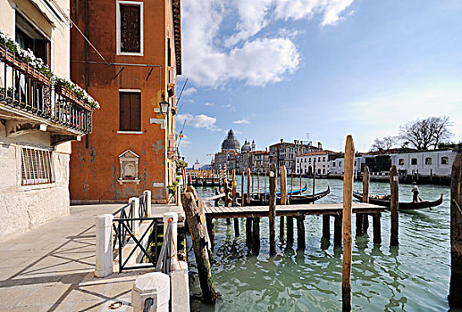 小船,码头,圣玛丽亚教堂,行礼,邸宅,宫殿,大运河,威尼斯,威尼托,意大利,欧洲