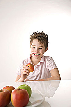 男孩,拿着,苹果,手,微笑