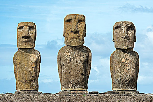 多,复活节岛石像,拉诺拉拉库采石场,复活节岛,智利,南美