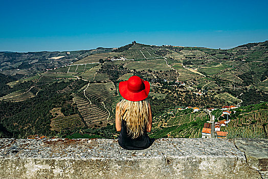 女人,红色,帽子,享受,晴朗,浩大,绵延起伏,风景,葡萄牙