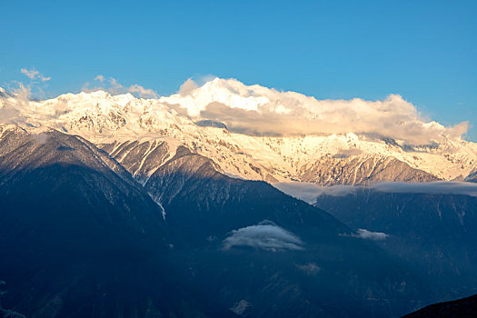 梅里雪山