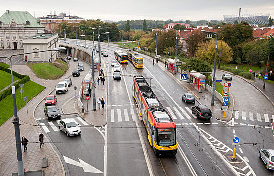 汽车,巴士,公共交通,华沙,风景,老城,财政紧张,行人,走,公路,波兰,欧洲