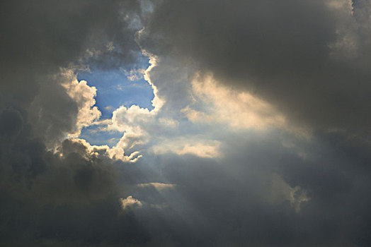灰色天空,云,太阳光线,石荷州,德国,欧洲