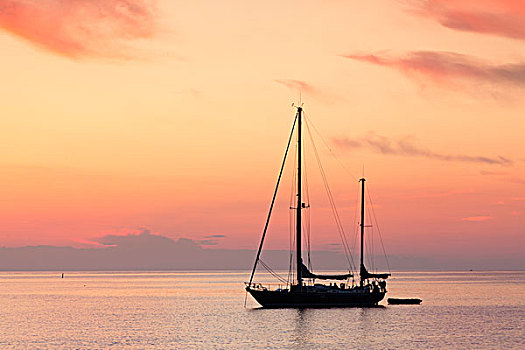 帆船,日落,靠近,港口,科西嘉岛,法国,欧洲