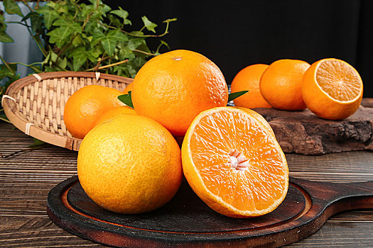 木板上的果冻橙